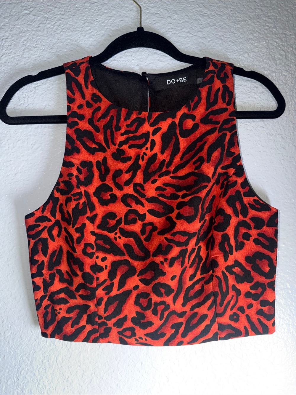 DO+BE Red-Orange/and Black Animal Print Cropped Shell